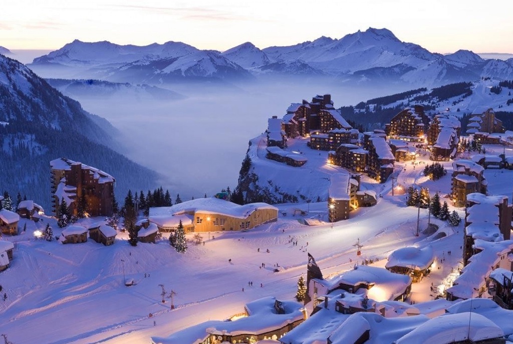 Avoriaz Resid 3* ocp 5 pax  Marzo 7 n + 6 d FF desde 370.-